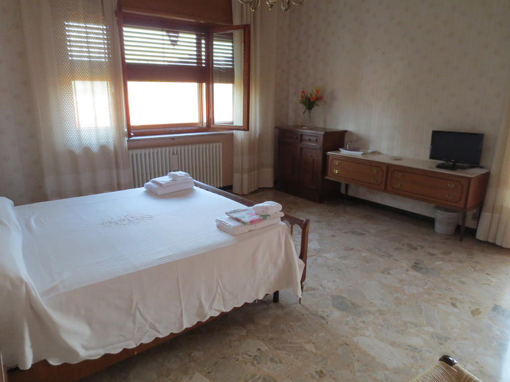 Casa Giordano Bed & Breakfast Mombello Monferrato Room photo