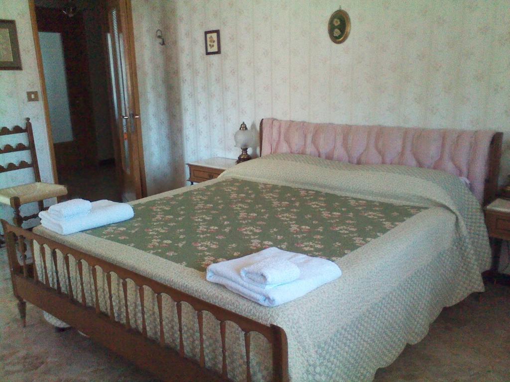 Casa Giordano Bed & Breakfast Mombello Monferrato Room photo